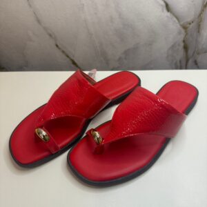 Chinelo em couro pitanga