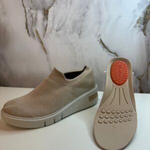 Tênis Tricot Blush com Tecnologia Amortecedor Marrom claro