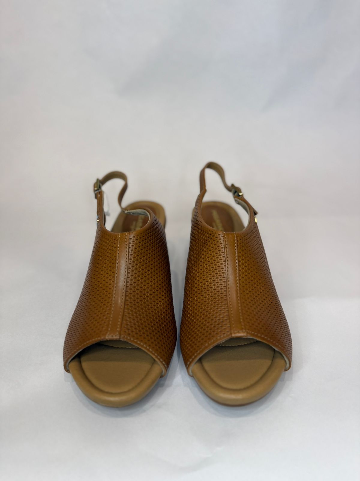 Sandália pegada marrom