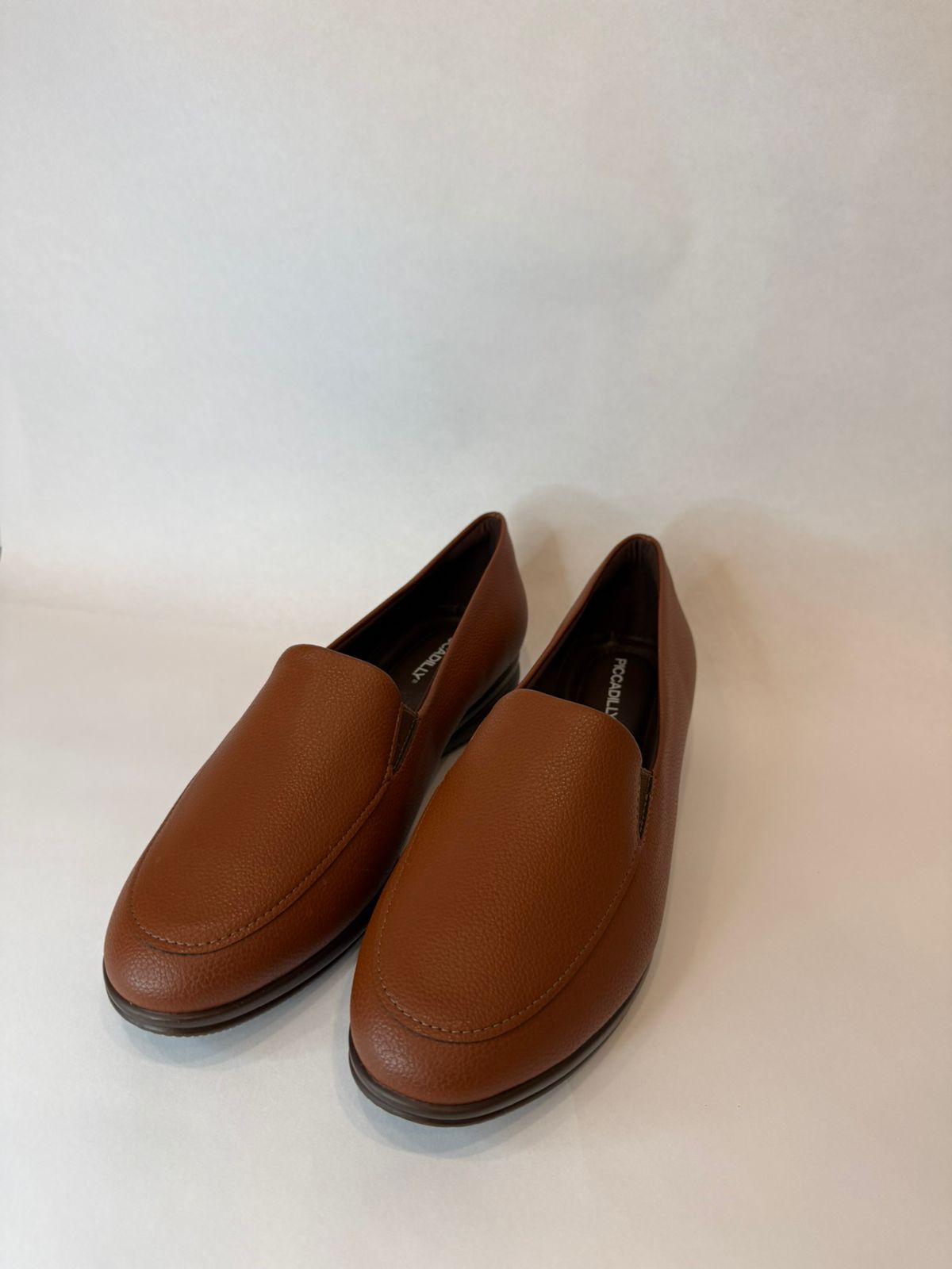 Sapato mocassim picadilly